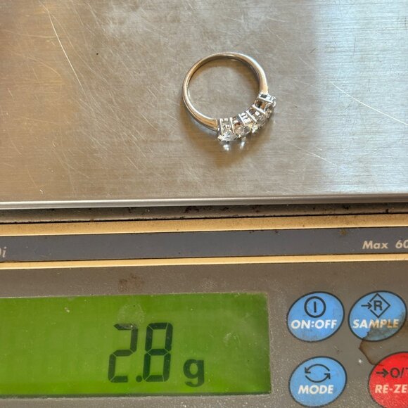 VTG Sterling Silver 925 Trillion Cut Cubic Zirconia Statement Ring Size 9 - Picture 8 of 8